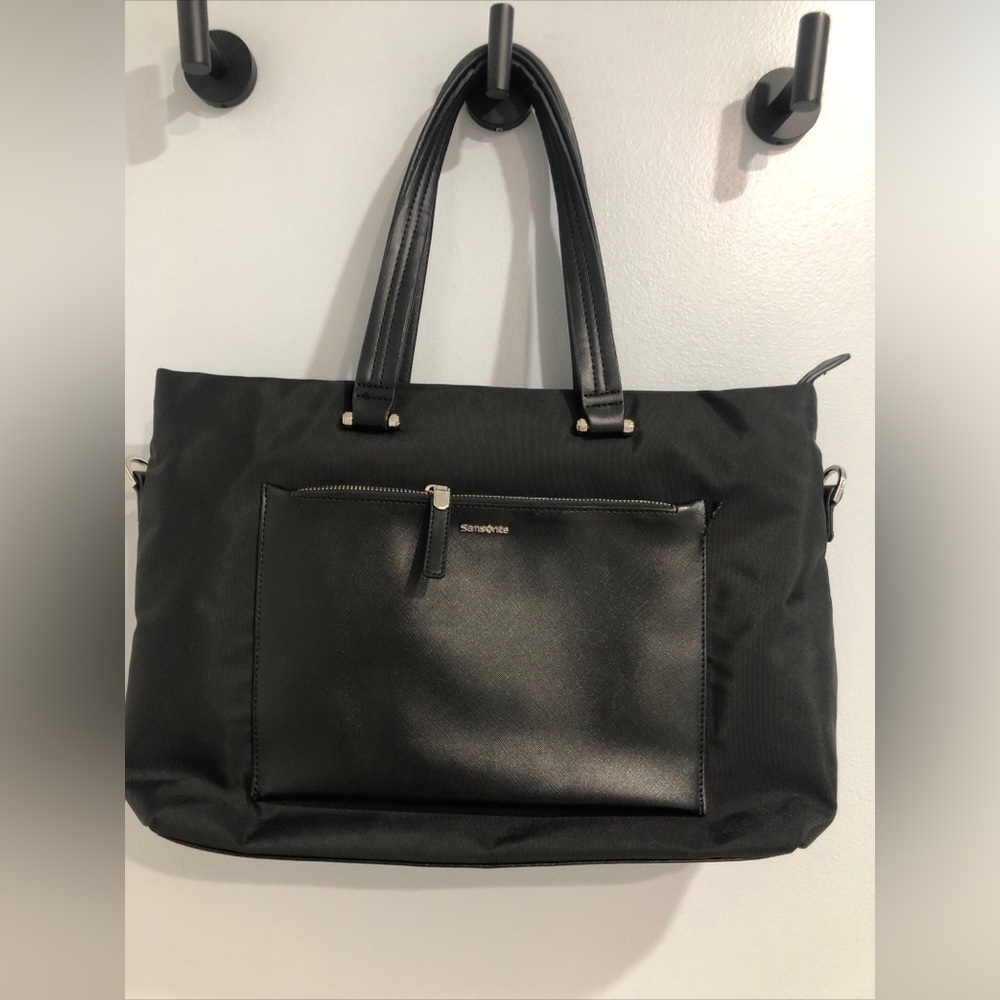 Samsonite Black Nylon Laptop Work Tote Carryall Shoulder Bag Large Travel Purse
